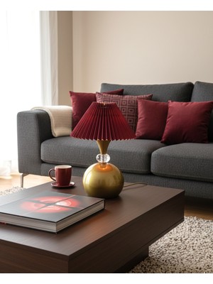 Decodelight Eskitme Boya Kristal Taşlı Küre Metal Ayaklı 22 cm Bordo Pileli Şapkalı Modern Abajur Masa Lamba