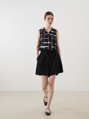 Lc Waikiki Yeni Sezon Beli Lastikli Dokulu Kadın Şort