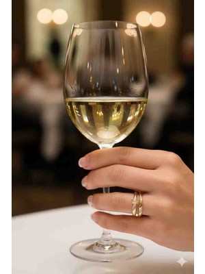 Stainles Steel Elegant Zirkon Taş Detaylı Çivi Formlu Ayarlanabilir Kadın Yüzük