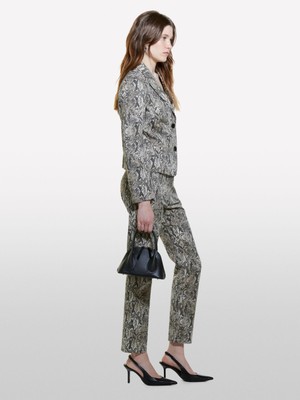 Sisley Biyeli Cepli Düğmeli Dar Kesim Klapa Yaka Ceket Kadın Gri Desenli Ceket - 324A2ZJSLW02E