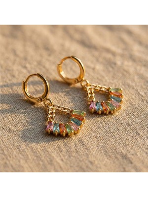 Zeino Renkli Taşlı Zincir Detaylı Sallantılı Çelik Küpe - 14K Altın Rengi Kaplama, 3 cm