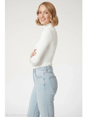 Giyim Center Kadın Tam Boğazlı Fitilli Likrali Kaşkorse Badi Ince Uzun Kollu Kazak - Beyaz