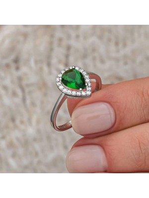 Inure Jewelry Gümüş Damla Zümrüt Taşlı Kadın Yüzük