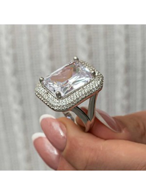 Inure Jewelry Gümüş Zirkon Taşlı Kadın Yüzük