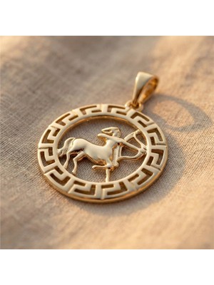 Zeino Yay Burcu Antik Desenli Kolye Ucu - 14K Altın Rengi Kaplama, 2,5 cm Çap