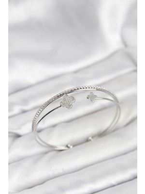 Maarketim Yonca Model Pirinç Gümüş Renk Kadın Bileklik