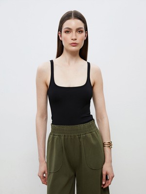 Lc Waikiki Yeni Sezon Kare Yaka Kadın Atlet