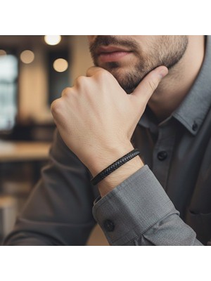 Vaoov Örgü Desenli Hakiki Deri Erkek Bileklik – Siyah Minimal Tasarım