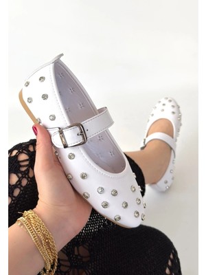 Mesga Butik Ritta Beyaz Cilt Kemerli Babet Ayakkabı
