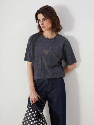 Lc Waikiki Yeni Sezon Bisiklet Yaka Kalp Nakışlı Oversize Kadın Tişört