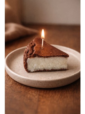 San Sebastian Cheesecake Dekoratif Mum