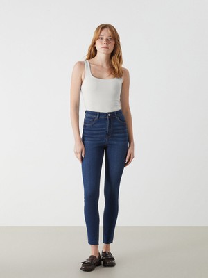 Lc Waikiki Yeni Sezon U Yaka Kadın Atlet