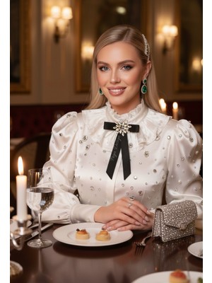 Pegu Siyah Kristal Taşlı Kurdele Broş,yaka Iğnesi ,yılbaşı Kutlama,okul,ofis