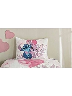 Taç Zorluteks Lisanslı Lilo & Stitch Desenli % 100 Pamuk Kumaş 1 Adet Yastık Kılıfı 50 x 70 cm