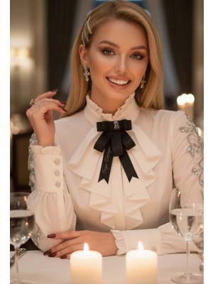 Pegu Siyah Saten Aksesuarlı Broş