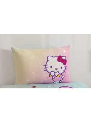 Taç Zorluteks Lisanslı Hello Kitty & Friends Desenli % 100 Pamuk Kumaş 1 Adet Yastık Kılıfı 50X70 cm