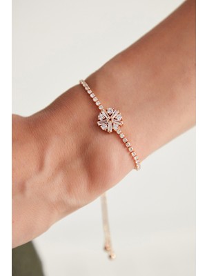 Normadia Kadın Emilia Çelik Altın Kaplama Zirkon Taşlı Günlük Stil Bileklik