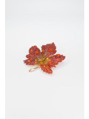 Stella Fortis Turuncu Akçaağaç Yaprağı Kadın Broş – Kristal Taşlı | Canlı Renkler