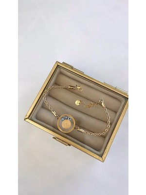 Normadia Şık Çelik Tuğra Cam Bileklik, Zarif ve Dayanıklı Takı Tasarımı