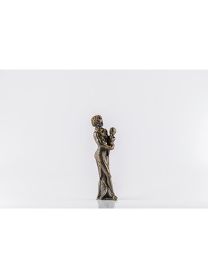 NuN Studio Afrikalı Çocuklu Kadın