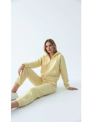 Pazarcan 3 Iplik Şardonlu Kapşonlu Fermuarlı Kısa Üst Sarı PAT8590