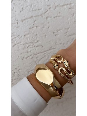 Normadia Şık ve Dayanıklı Altın Kaplama Yılan Tasarımlı Kelepçe Ürününüz