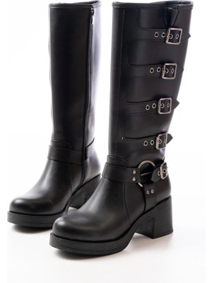 Pazarcan 5109-3015 Siyah Topuklu Fermuarlı Toka Aksesuarlı Günlük Kadın Çizme