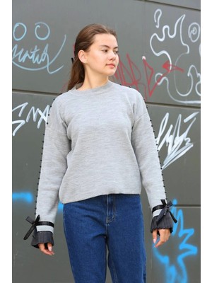 Pazarcan Boncuklu Bile Detaylı Kazak Gri