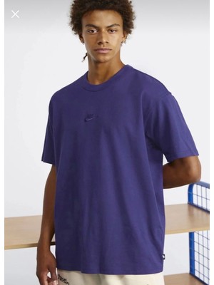 Nike Sportswear Premium Essentials Short-Sleeve Oversize Erkek T-Shirt DO7392-556