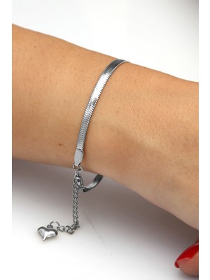 Normadia Şık Kadın Gümüş Çelik Bileklik, Zarif ve Modern Takı Tasarımı