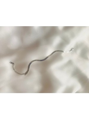 Normadia Şık ve Dayanıklı Paslanmaz Çelik Kadın Bileklik, Kaliteli Tasarım