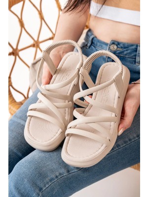 Pazarcan 841-841 Bej Lastikli Kadın Günlük Sandalet