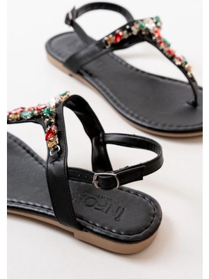 Pazarcan 152-1110 Siyah Multi Taşlı Parmak Arası Kadın Sandalet
