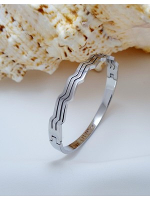 Normadia 316L Çelik Bilezik Kelepçe, Şık ve Dayanıklı Takı Tasarımı