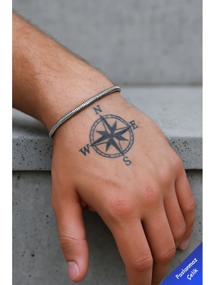 Normadia Şık ve Dayanıklı Ayarlanabilir Çelik Yılan Motifli Erkek Bileklik