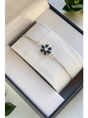 Normadia Gümüş Renk Ayarlanabilir Lotus Çiçek Zirkon Taşlı Kadın Bileklik