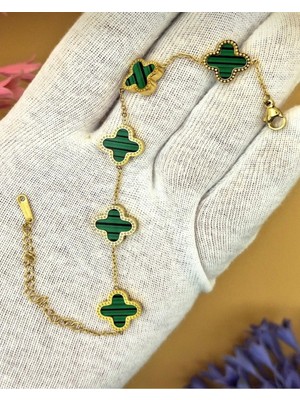 Normadia Altın Yeşil Yonca Tasarımlı Çelik Bileklik, Şık ve Dayanıklı Takı