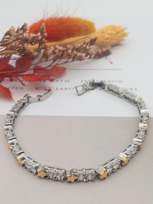 Normadia Zirkon Taşlı Yıldız Tasarımlı Su Yolu Bileklik, Şıklık ve Zarafet