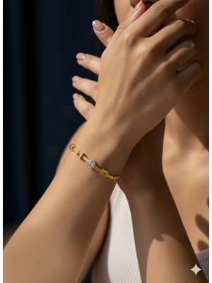 Normadia Altın Renkli Kristal Taşlı Beş Element Çelik Bileklik, Hediye Seçeneği