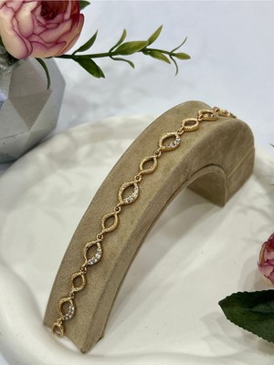 Normadia Elips Çizgi Tasarımlı Zirkon Taş Bileklik, 18K Altın, 18CM