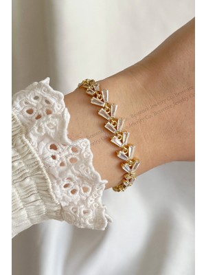 Normadia Şık Baget Taşlı Sallantılı V Model 14K Gold Çelik Bileklik 17CM+2CM