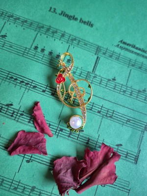 Müziğin Sihiri Sizlerle Broş Sol Anahtarı Gold