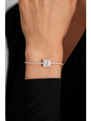 Normadia Kadın Çelik Baget Zirkon Taşlı Kare Bileklik, Günlük Şıklık Için Mükemmel