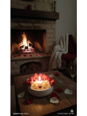 Deniz Kuzey Design Sevgililer Günü Özel El Yapımı Teddy Bear & Gül Tasarımlı Beyaz Çikolatalı Mocha MUM(850GR)