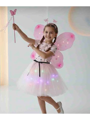 Beryka Kız Çocuk Işıklı Peri Kostümü – Kanatlı Tüllü Elbise, Taç ve Asa Seti (Doğum Günü & Özel Gün)