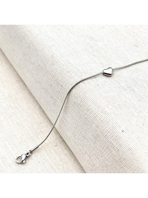 Normadia Şık Çelik Yılan Zincirli Kalp Bileklik, Zarif ve Dayanıklı Tasarım