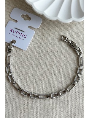 Normadia Taşlı Dikdörtgen Zincir Kadın Bileklik 17+2 cm Gümüş Renk