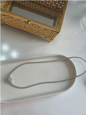 Normadia Şık Çelik Kolye, Uzun Ömürlü ve Paslanmaz Tasarım