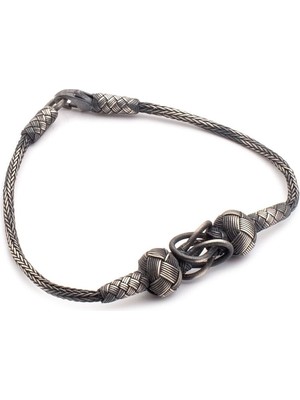 Normadia El Örgüsü Kazaziye Gümüş Bileklik, Şık ve Zarif Takı Tasarımı