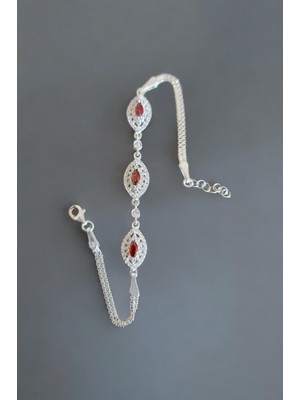 Normadia Kök Yakut Taşlı, Pırlantalı 925 Ayar Gümüş ve Golden Kaplama Kadın Bileklik